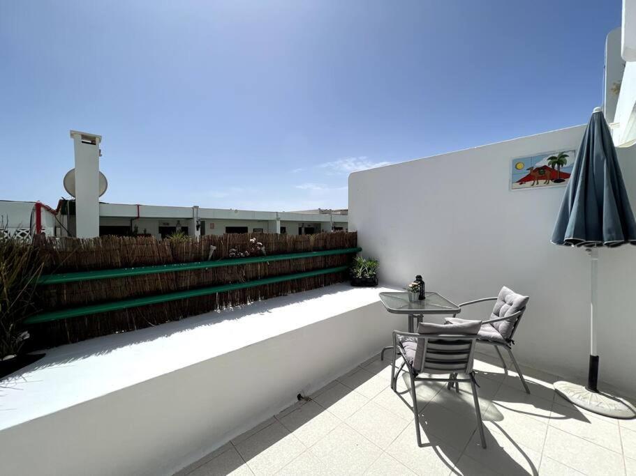 Casa Perdy, Beautiful 1 Bedroom Apartment With Communal Pool Тіас Екстер'єр фото