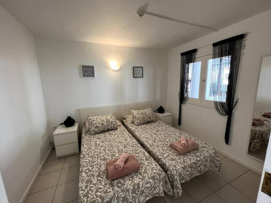 Casa Perdy, Beautiful 1 Bedroom Apartment With Communal Pool Тіас Екстер'єр фото