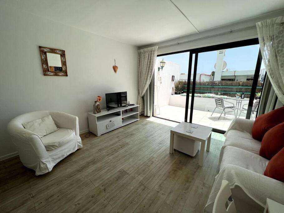 Casa Perdy, Beautiful 1 Bedroom Apartment With Communal Pool Тіас Екстер'єр фото